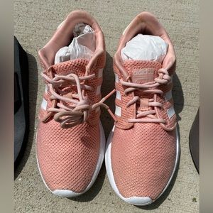 PINKS GIRLS ADIDAS SIZE 7